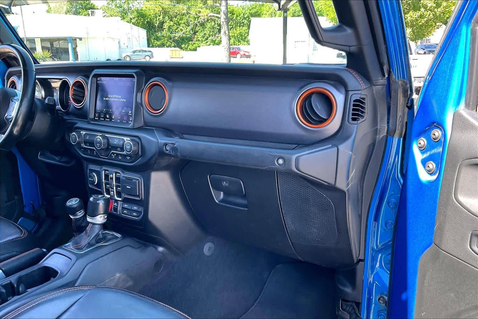 Used 2021 Jeep Gladiator Mojave AWD/4WD image 18