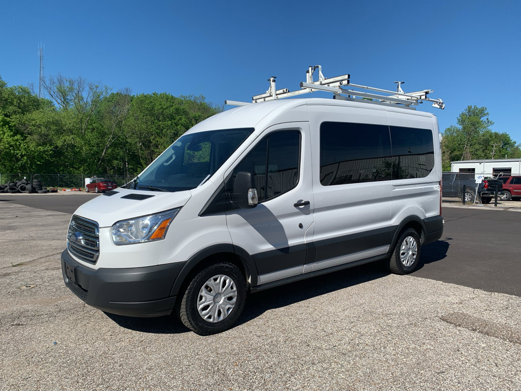 Used 2018 Ford Transit 150 XLT image 7
