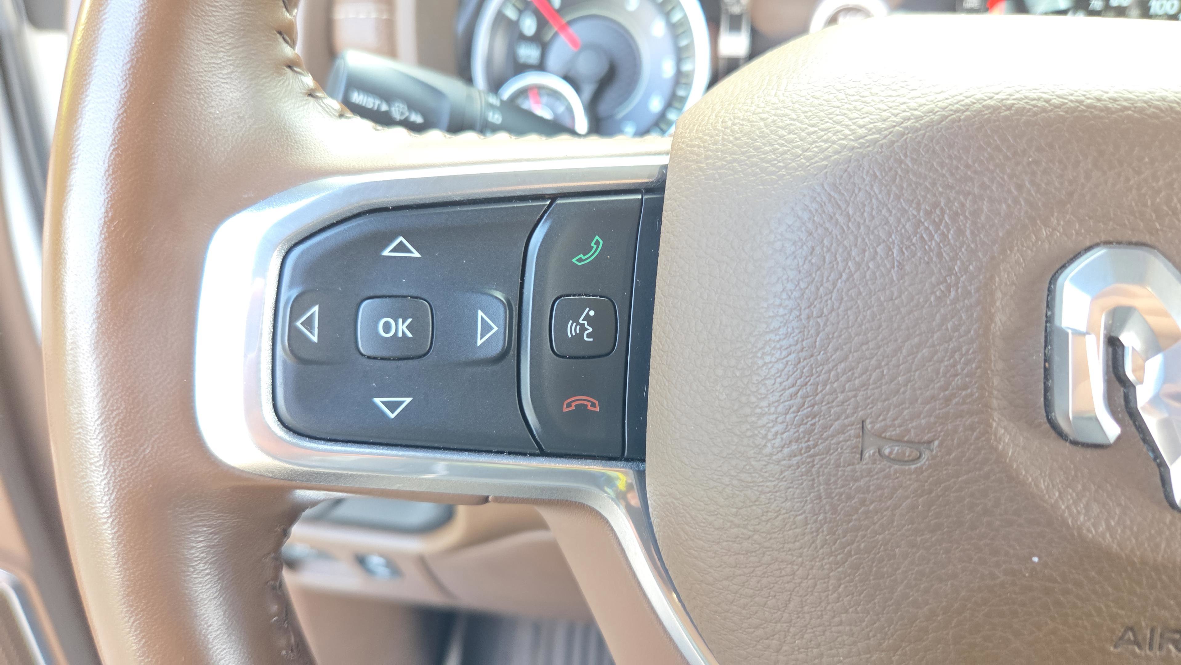 Used 2021 RAM 1500 Laramie AWD/4WD image 25