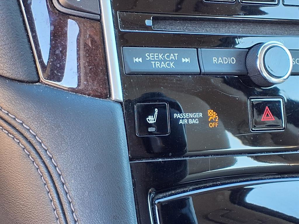 Used 2014 INFINITI Q50 Premium w/ Deluxe Touring Package image 11