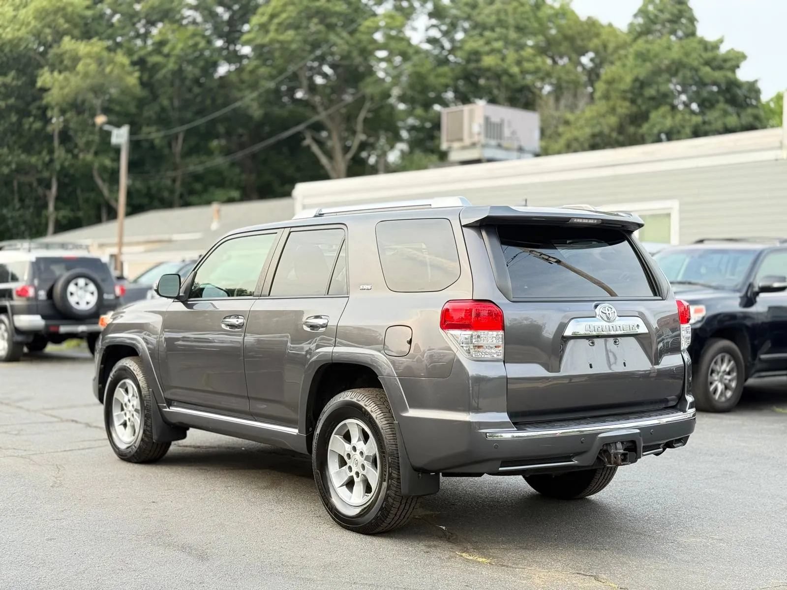 Used 2013 Toyota 4Runner SR5 w/ Convenience Pkg AWD/4WD image 6