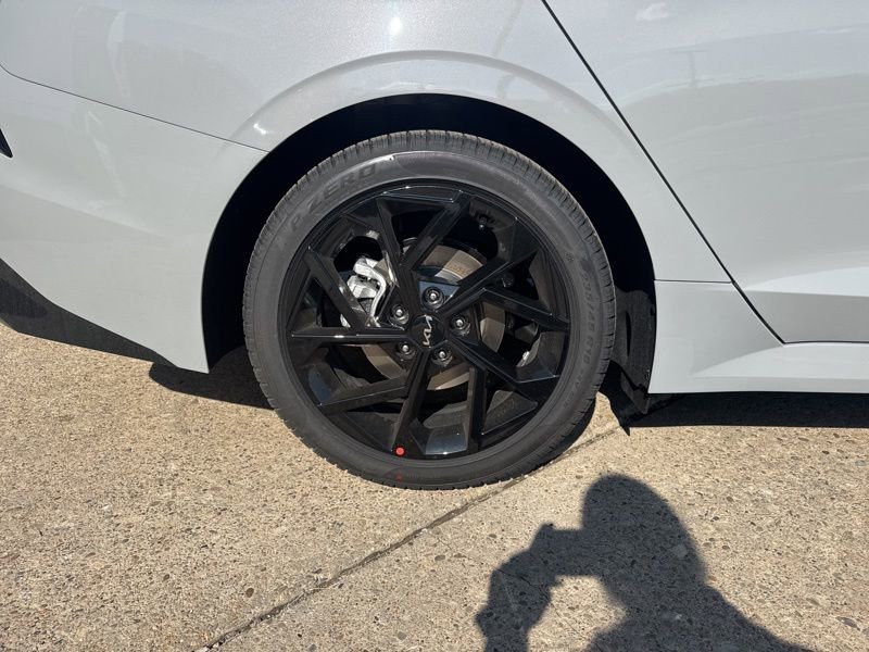 New 2026 Kia K5 GT-Line image 9