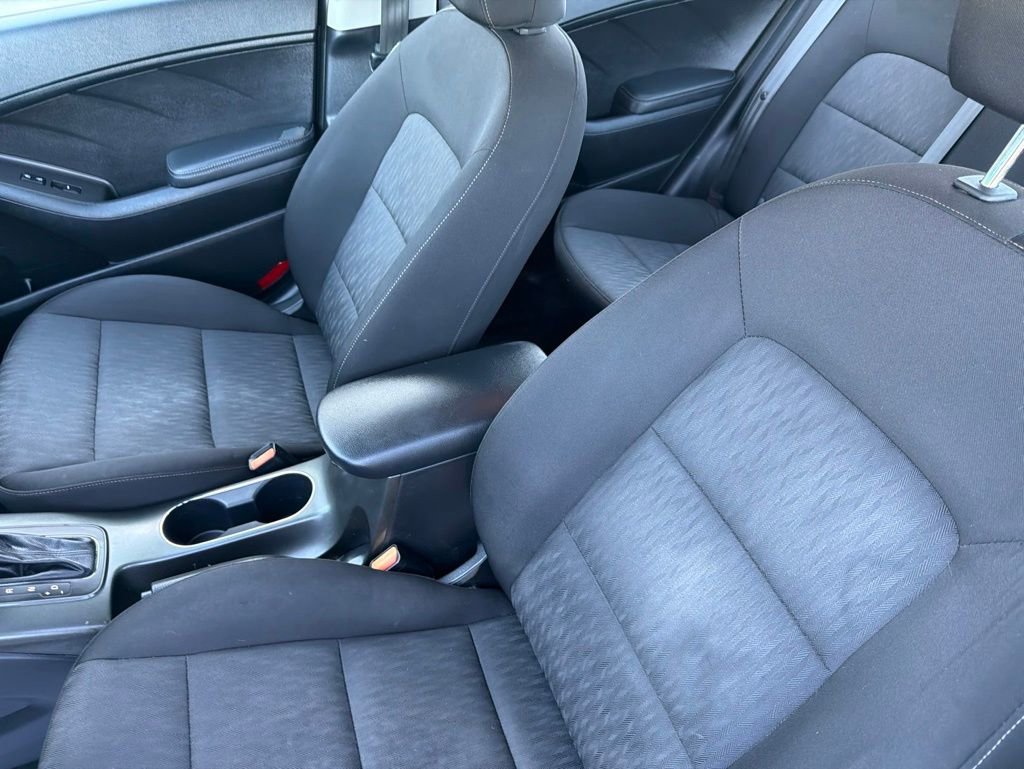 Used 2016 Kia Forte LX FWD image 10