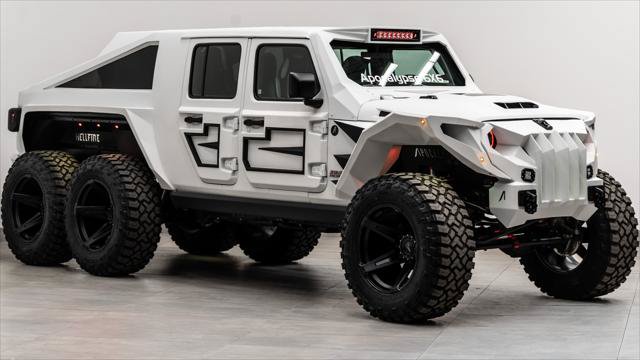 Used 2025 Jeep Gladiator Sport AWD/4WD image 5