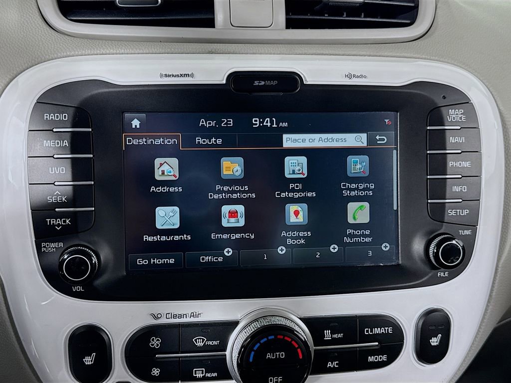 Used 2016 Kia Soul EV FWD image 30