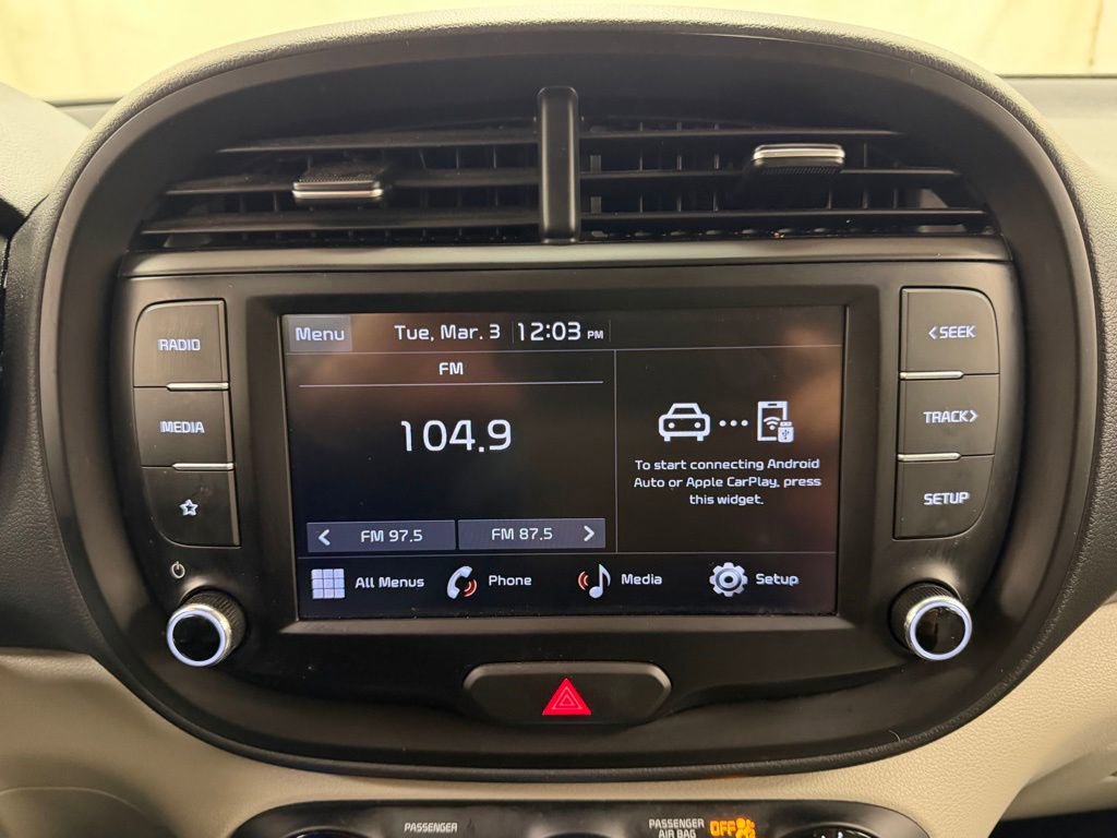 Used 2024 Kia Soul LX image 26