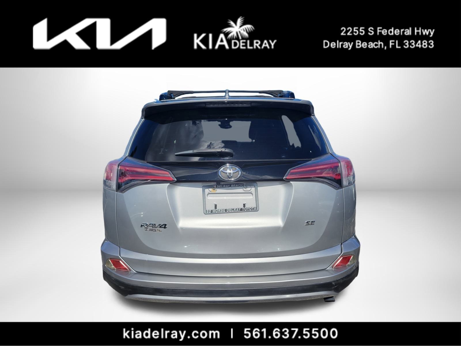 Used 2018 Toyota RAV4 SE w/ Power Extra Value Package image 4