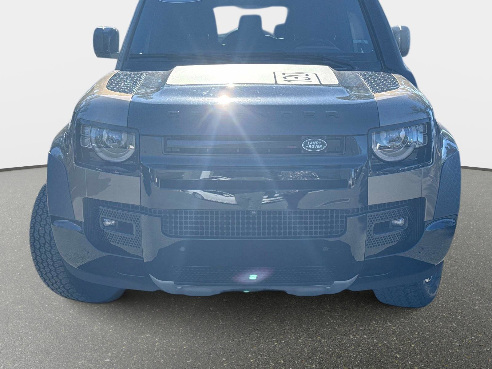 Used 2024 Land Rover Defender 130 X image 2