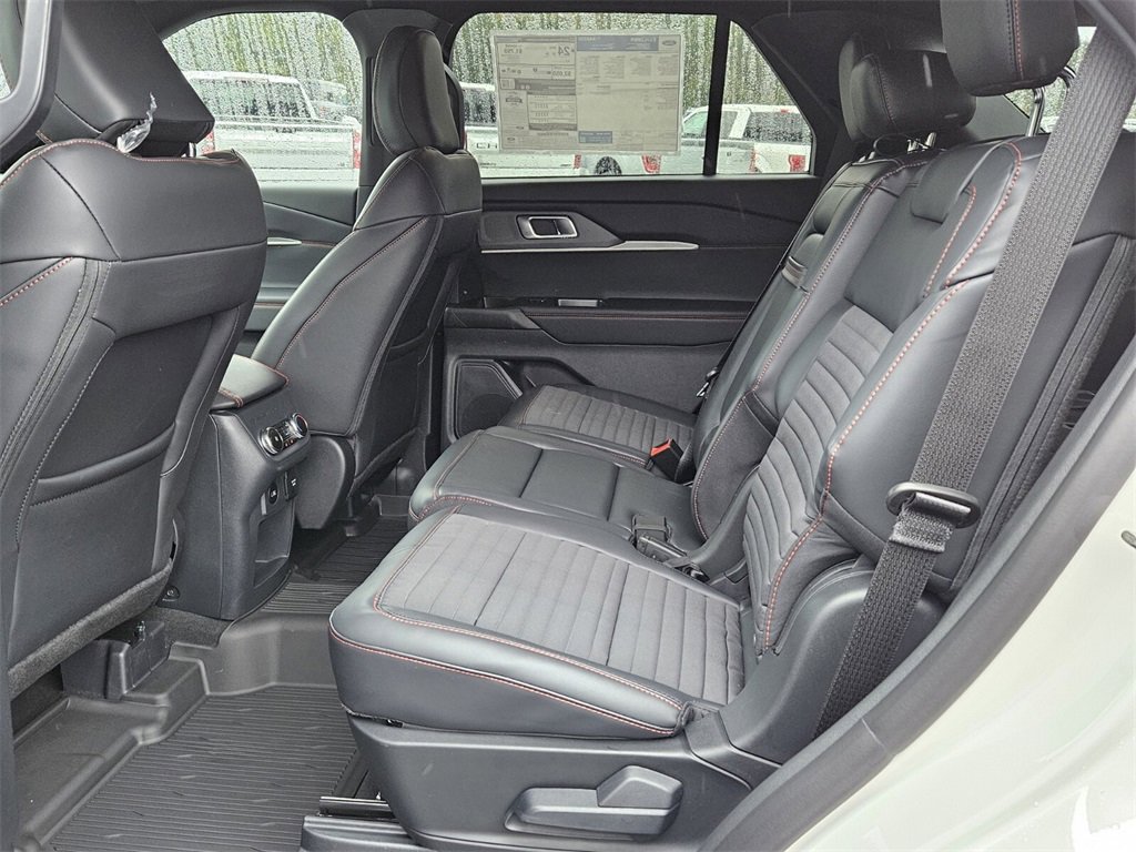New 2026 Ford Explorer ST-Line w/ Premium Package image 6