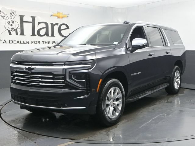New 2026 Chevrolet Suburban Premier w/ Sun And Tow Package AWD/4WD image 13