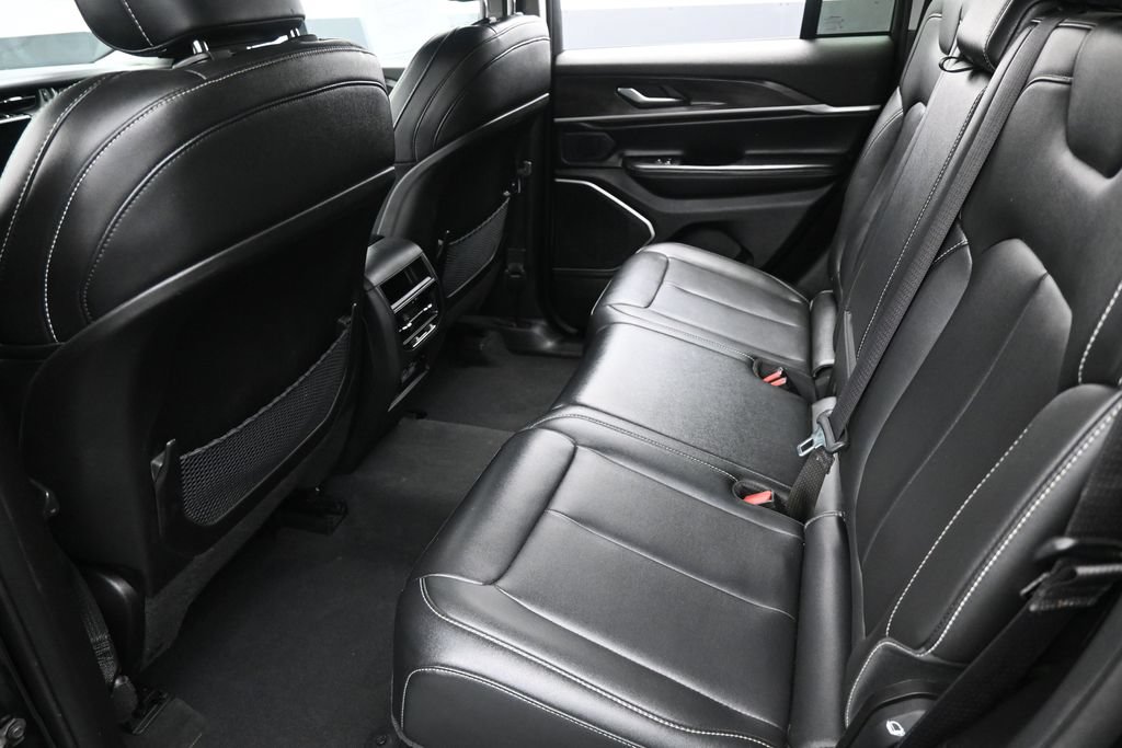 Used 2023 Jeep Grand Cherokee 4WD 4xe image 26