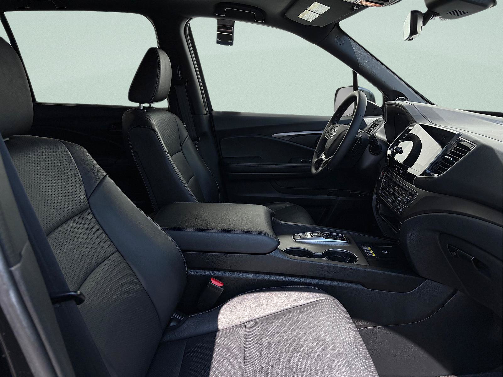 Certified 2024 Honda Passport EX-L image 39
