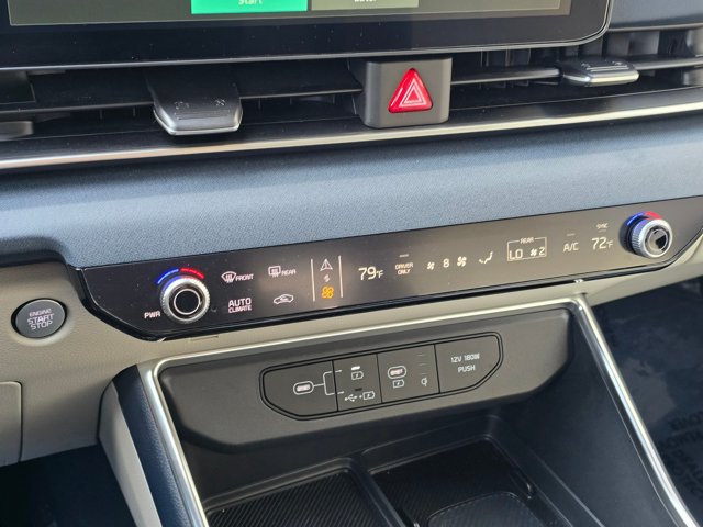 Used 2026 Kia Carnival EX FWD image 28