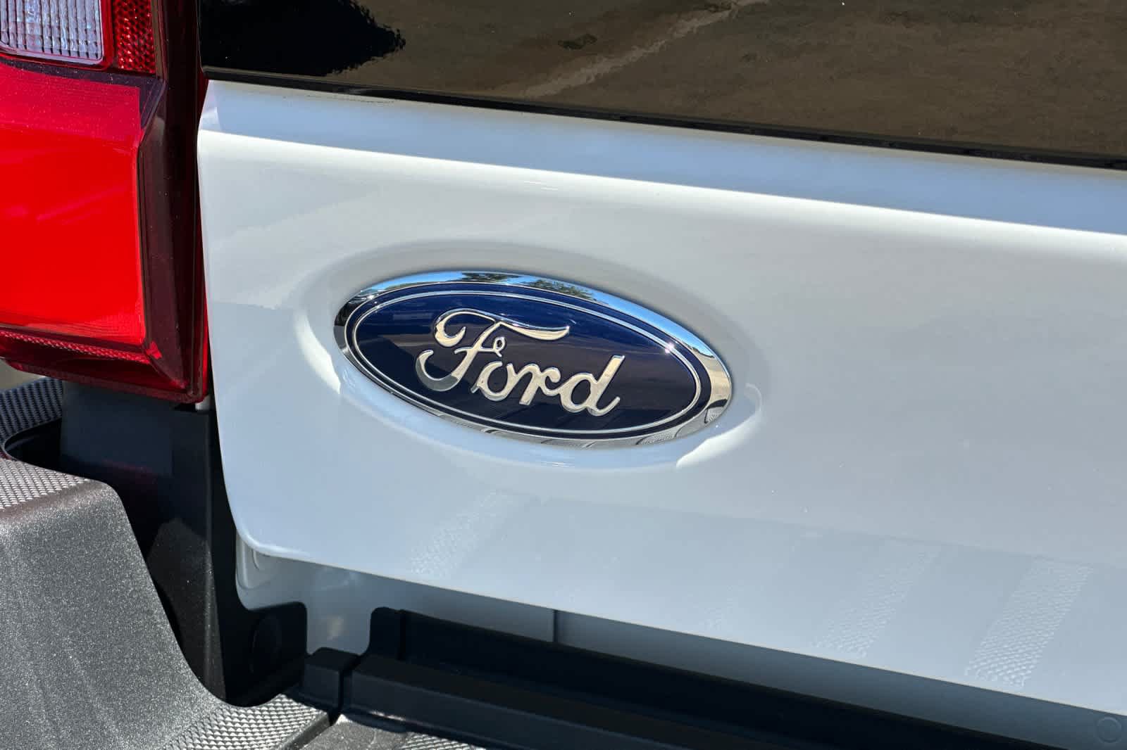 New 2026 Ford F350 Platinum AWD/4WD image 28
