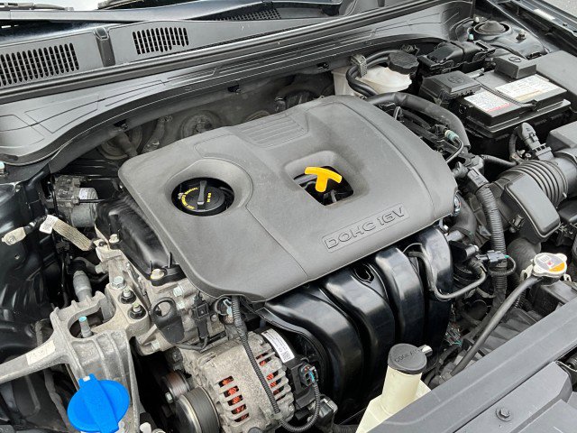 Used 2020 Kia Forte LXS FWD image 11