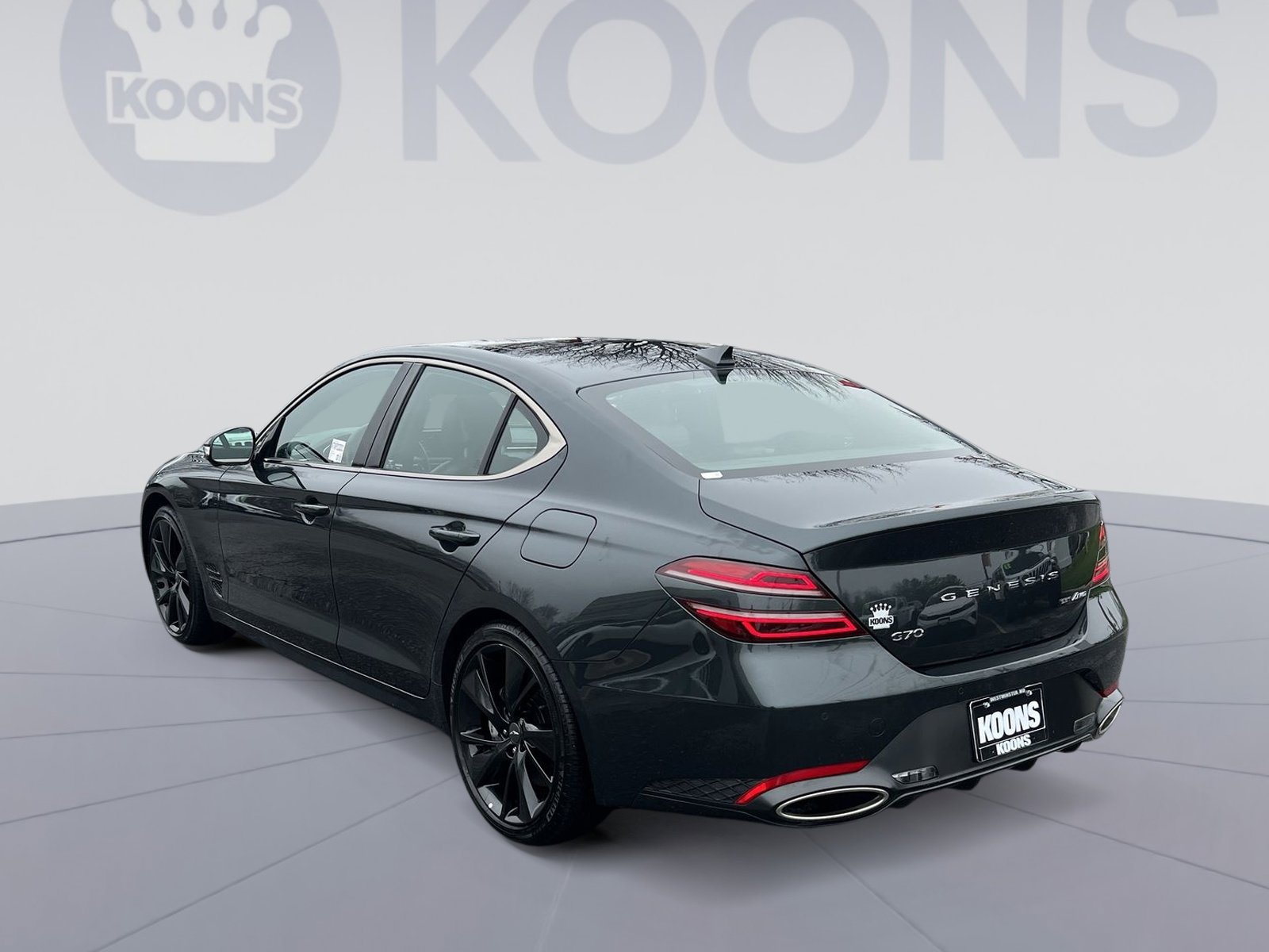 Used 2023 Genesis G70 3.3T w/ Sport Prestige Package image 4