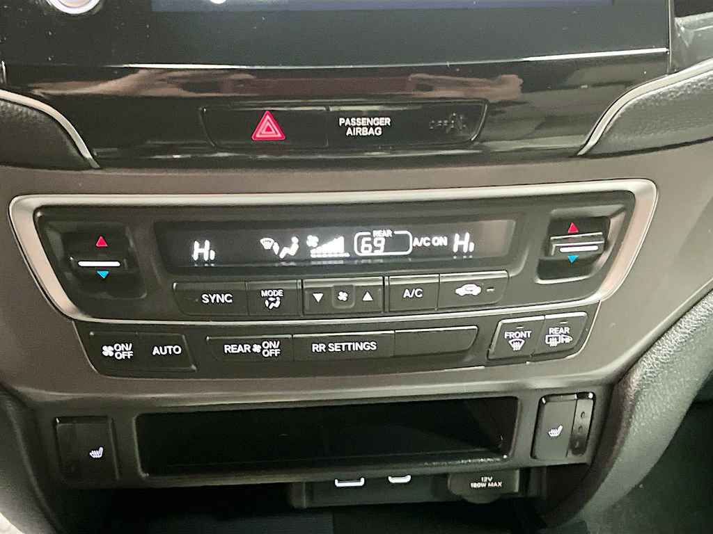 Used 2025 Honda Passport EX-L image 15