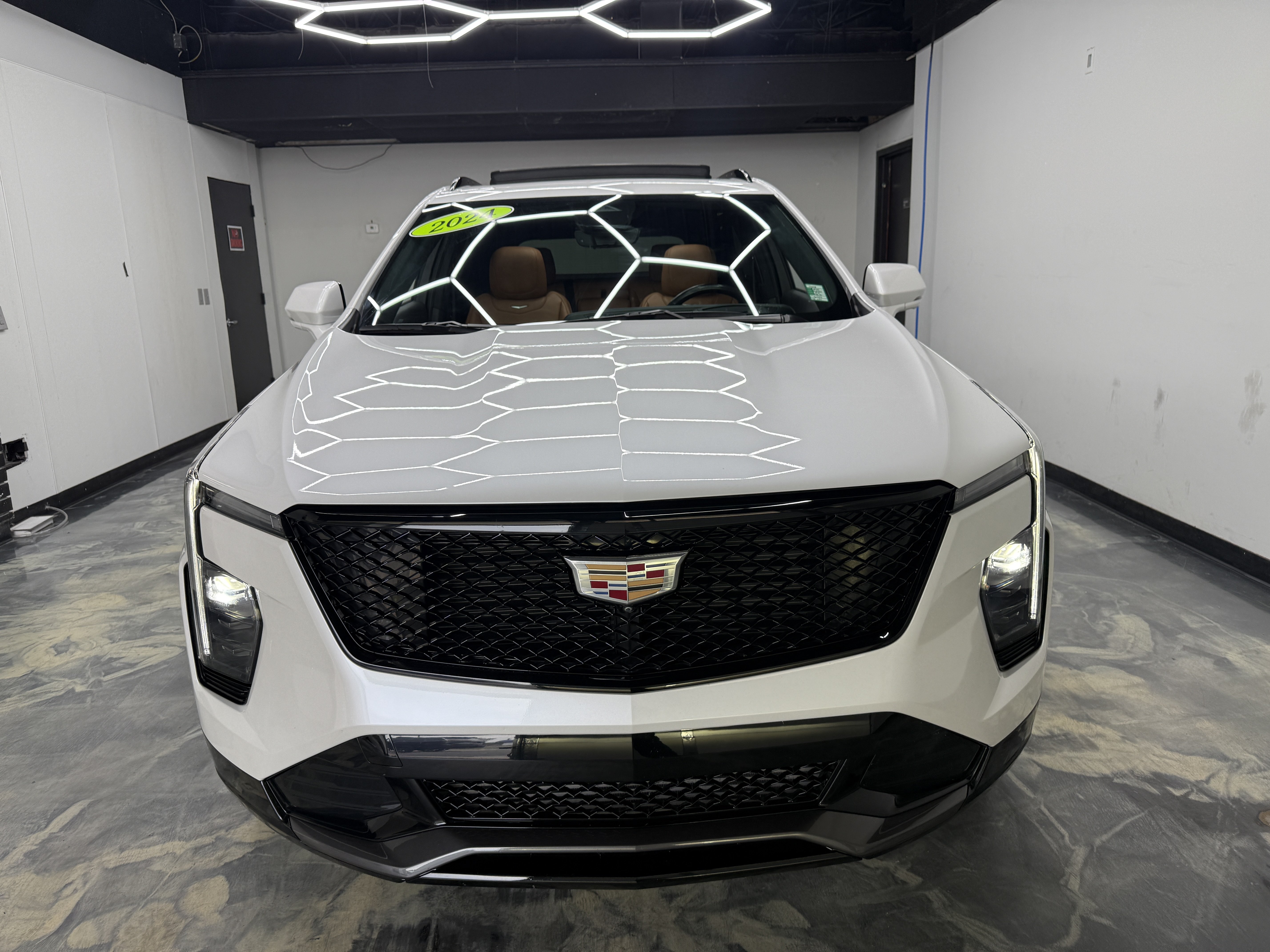Used 2024 Cadillac XT4 Sport AWD/4WD image 7