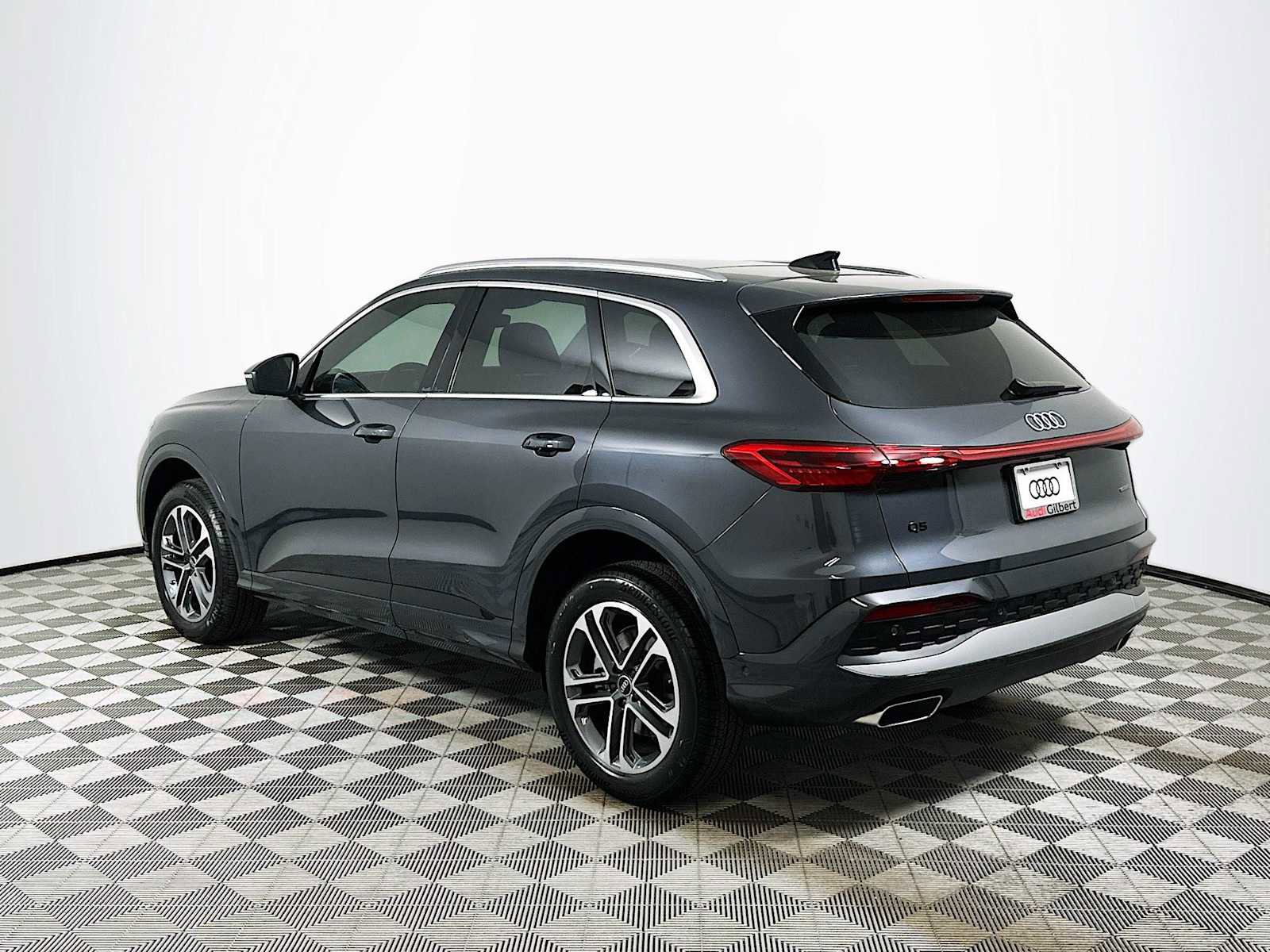 New 2025 Audi Q5 Premium image 5