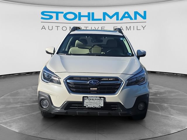 Used 2018 Subaru Outback 3.6R Limited AWD/4WD image 2
