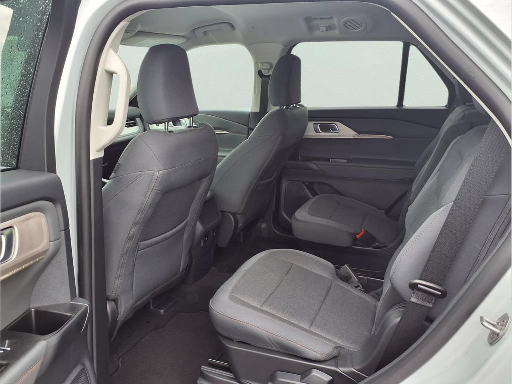 New 2026 Ford Explorer Active AWD/4WD image 19