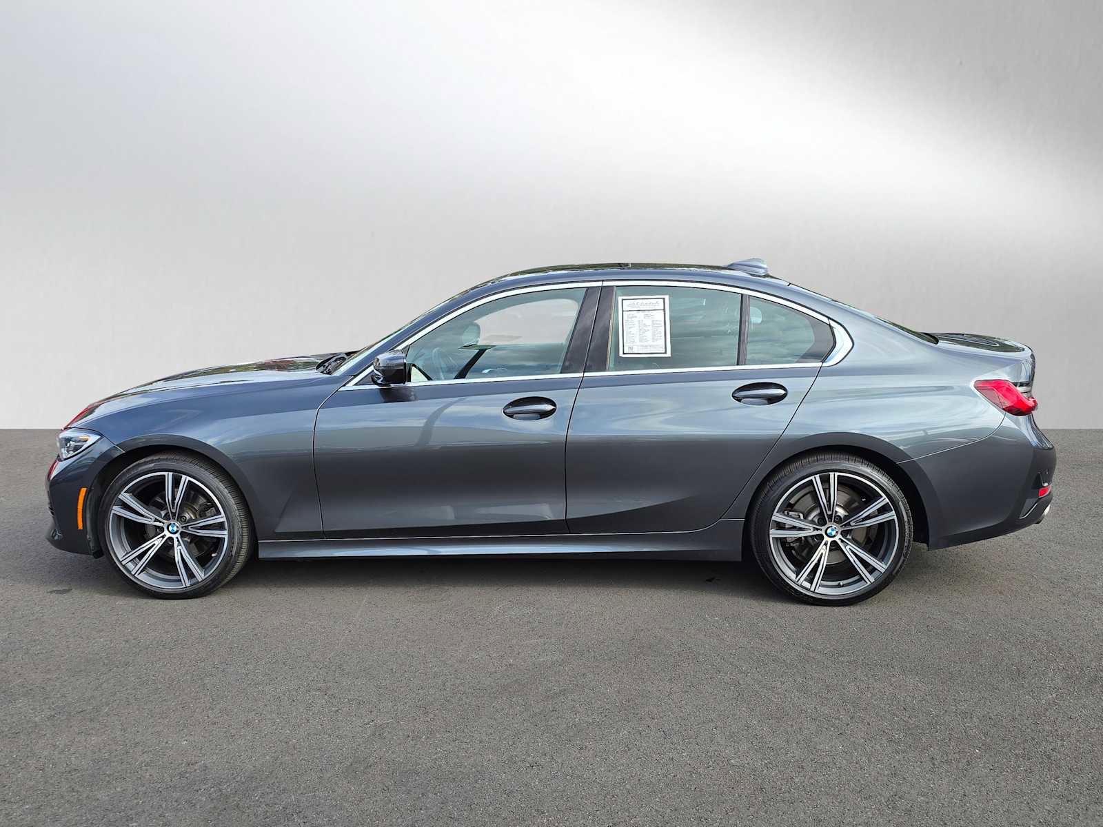 Used 2021 BMW 330i Sedan w/ Premium Package image 6