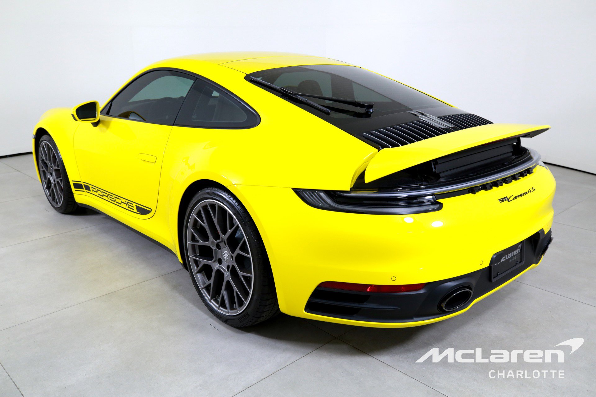 Used 2022 Porsche 911 Carrera 4S w/ Premium Package image 6