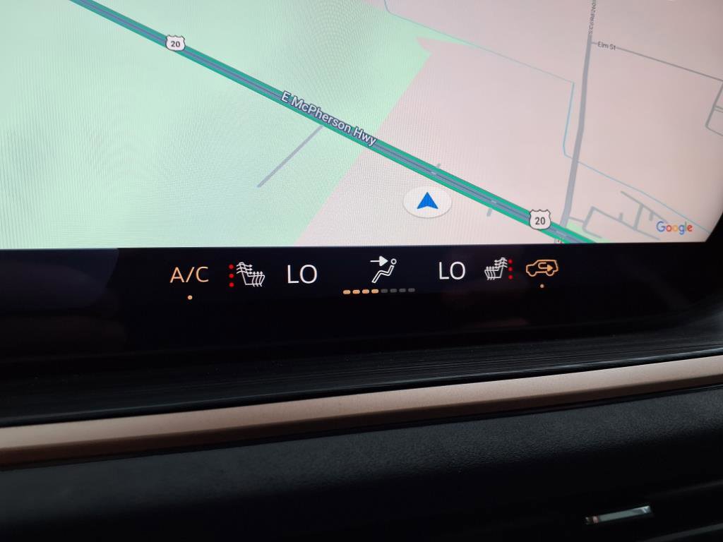 New 2025 Buick Envision Sport Touring image 19