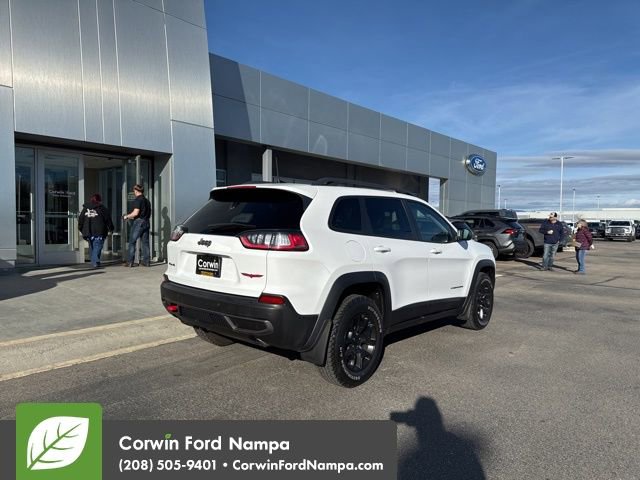 Used 2021 Jeep Cherokee Trailhawk image 8