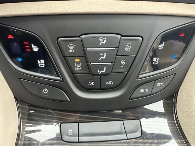 Used 2019 Buick Envision Premium w/ Driver Confidence Package image 34