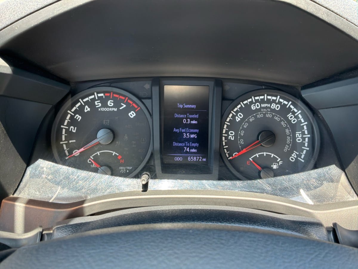 Used 2020 Toyota Tacoma SR RWD image 12