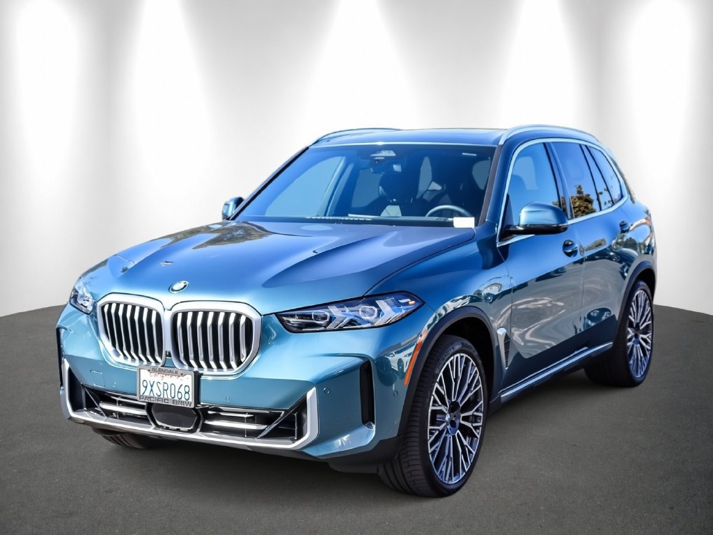 Used 2026 BMW X5 sDrive40i w/ Premium Package RWD image 3