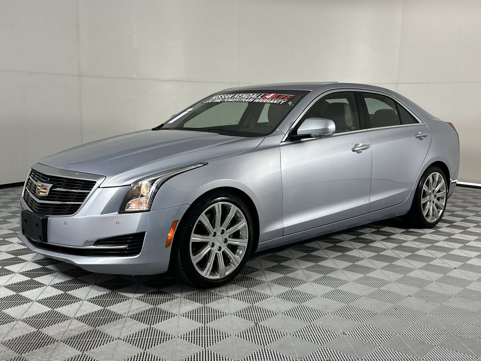 Used 2017 Cadillac ATS Luxury RWD image 4
