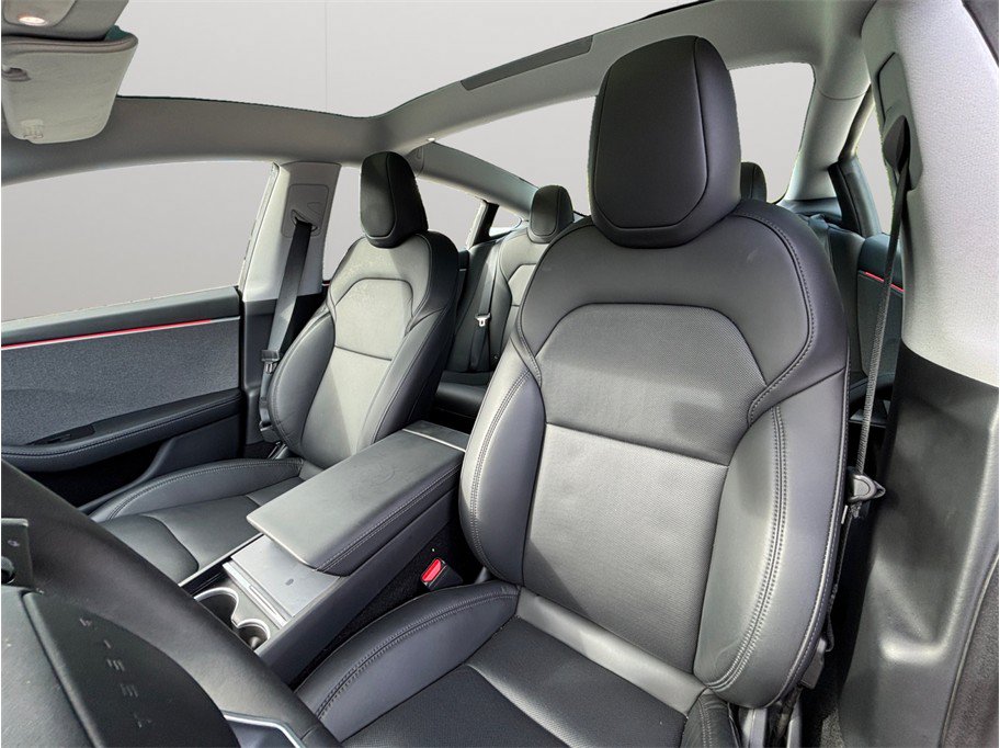 Used 2024 Tesla Model 3 Standard Range RWD image 16