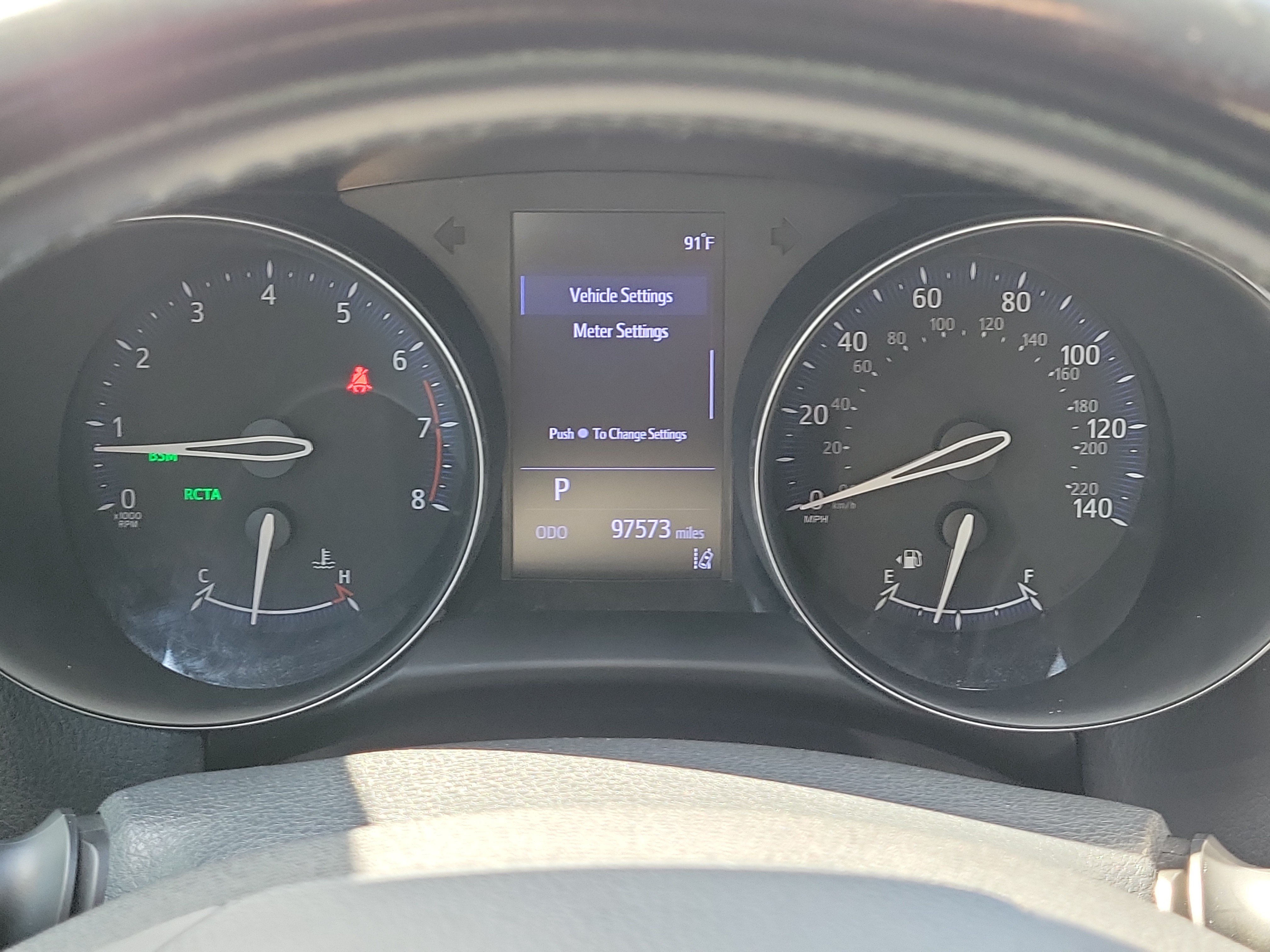 Used 2019 Toyota C-HR XLE FWD image 23