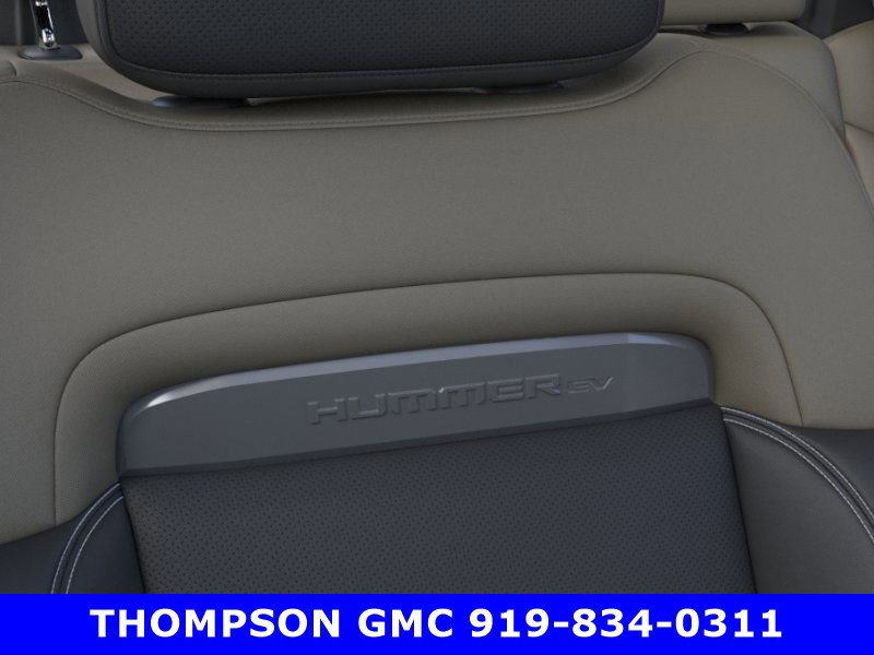 New 2026 GMC Hummer EV 4x4 Crew Cab w/ LPO, Dark Essentials Package image 21