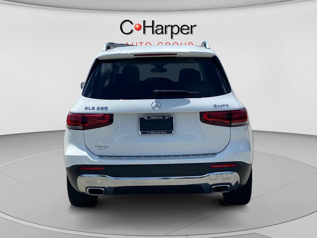 Used 2021 Mercedes-Benz GLB 250 4MATIC image 4