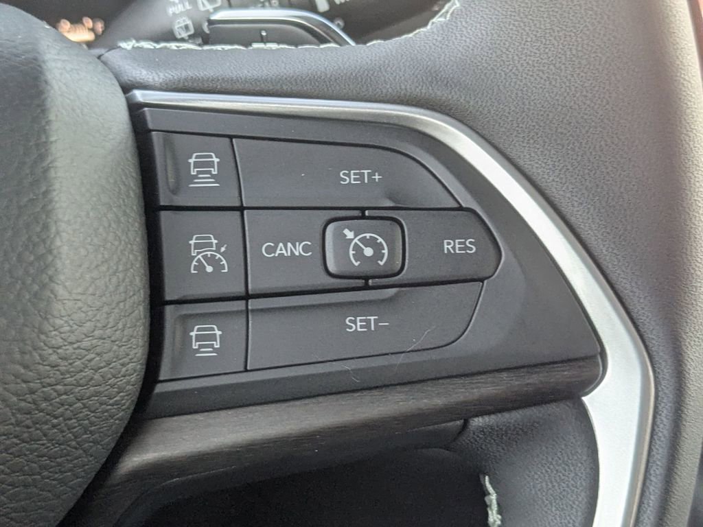 New 2025 Jeep Grand Cherokee Limited image 20