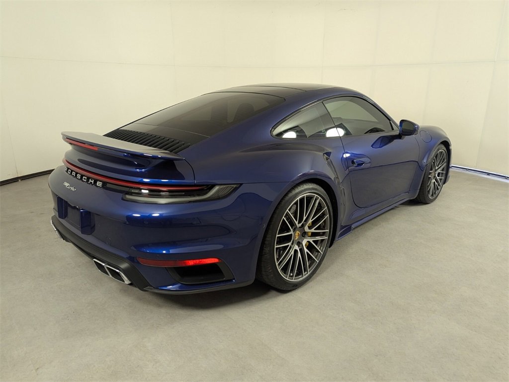 Used 2022 Porsche 911 Turbo image 4