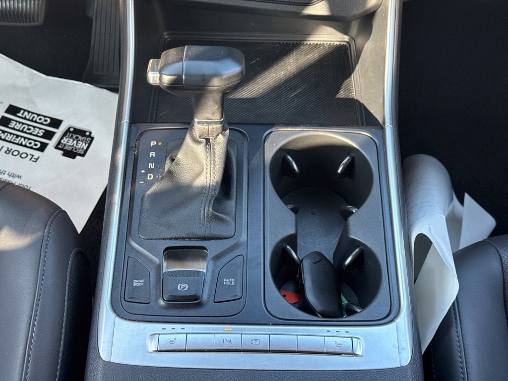 Used 2026 Kia Carnival FWD image 25