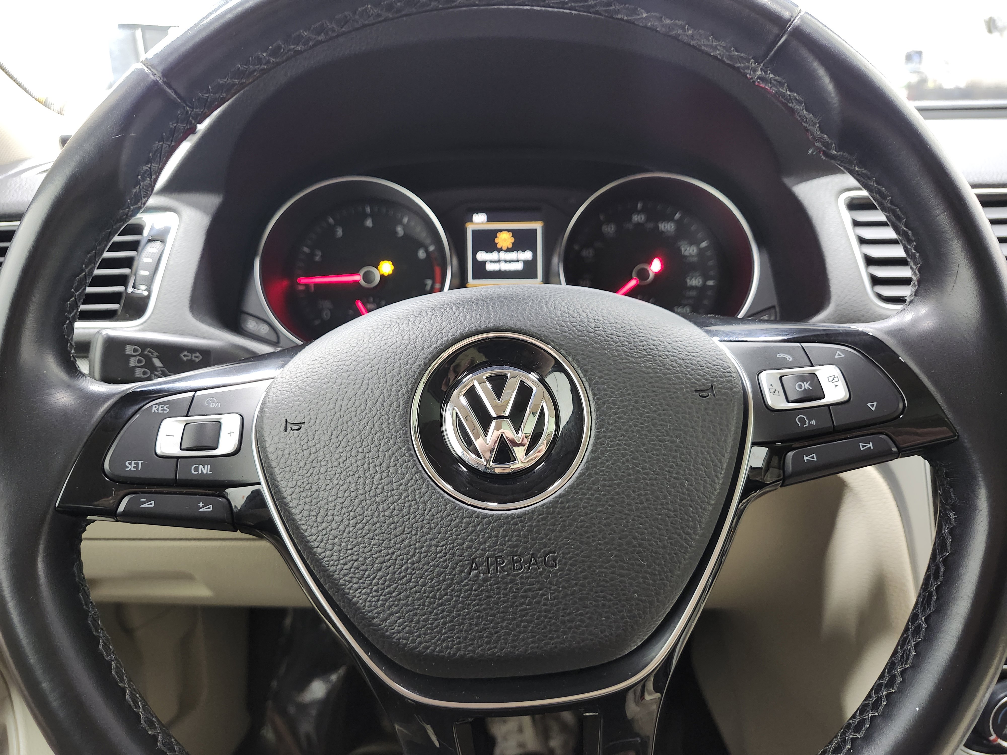 Used 2019 Volkswagen Passat 2.0T Wolfsburg w/ Wheels & Sunroof Package image 28