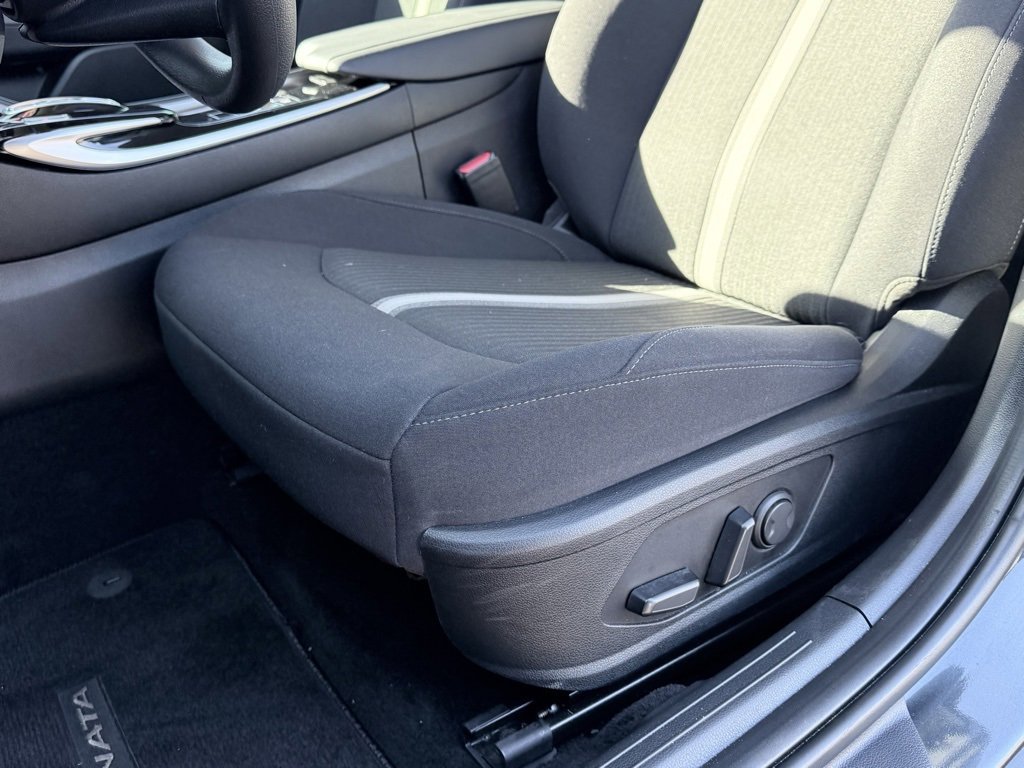 Certified 2023 Hyundai Sonata SEL w/ Preferred Accessory Package image 21