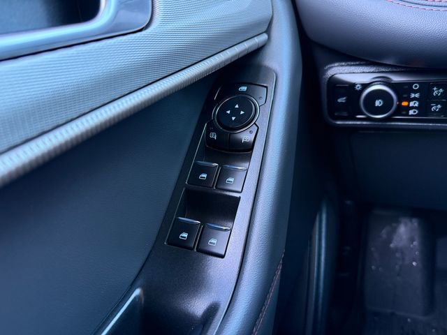 Used 2025 Ford Explorer Active w/ Active Comfort Package image 21