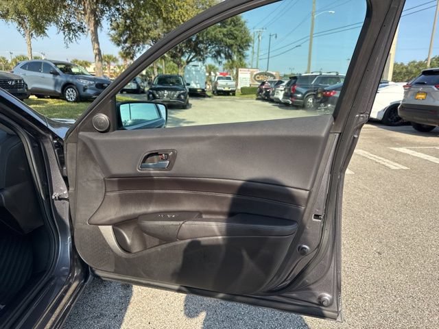 Used 2019 Acura ILX FWD image 13
