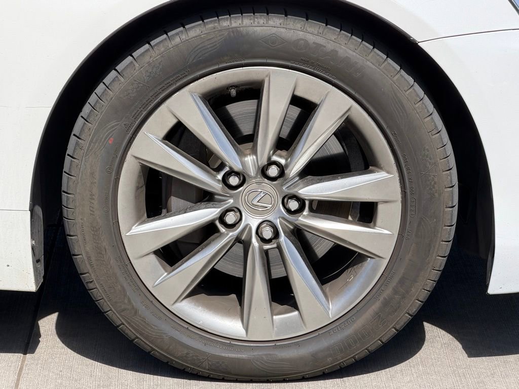 Used 2014 Lexus LS 460 w/ Comfort Package image 6