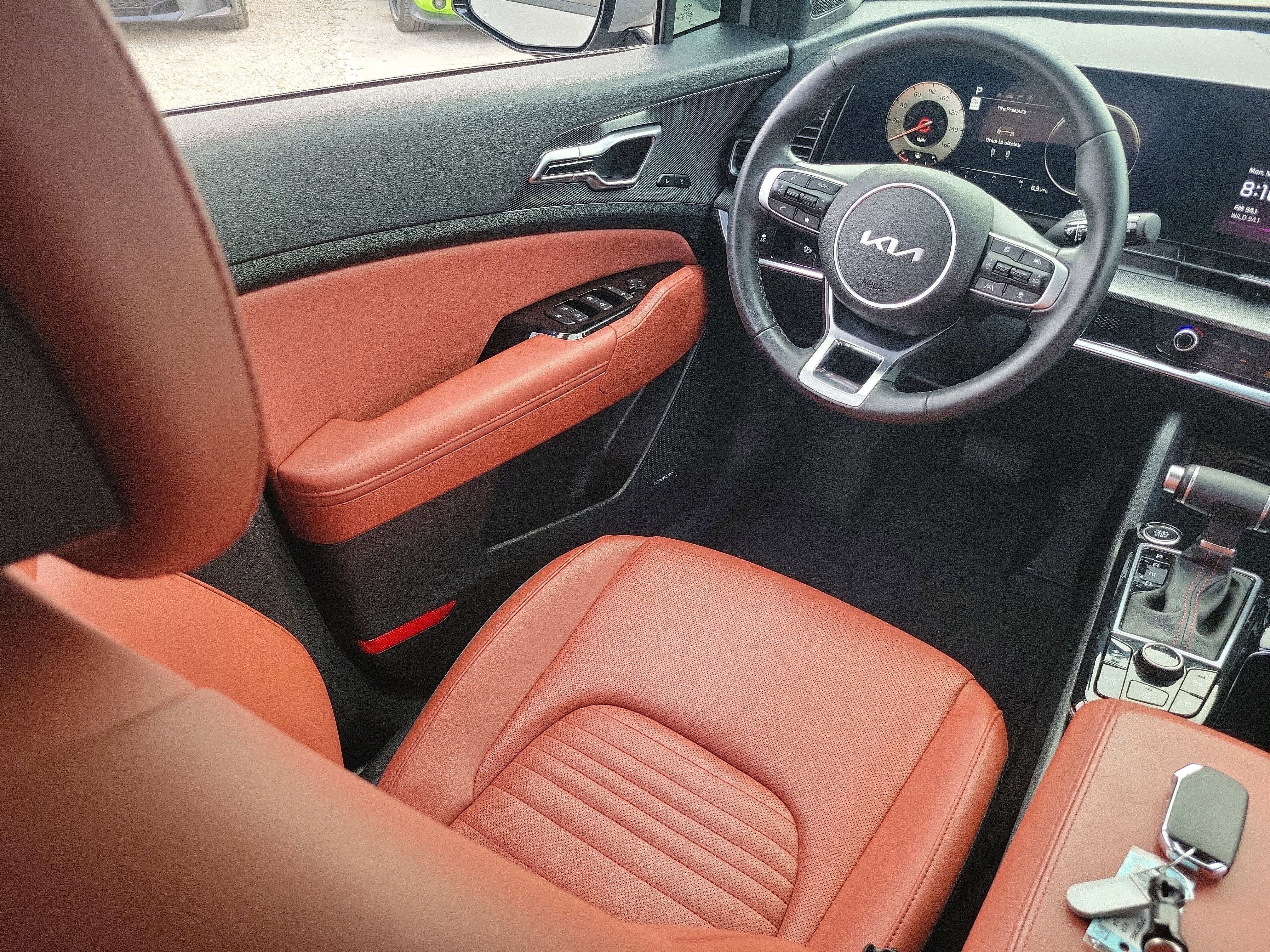 Used 2024 Kia Sportage SX image 18