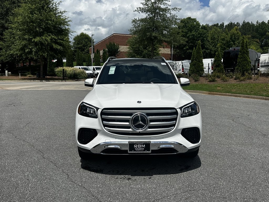 New 2026 Mercedes-Benz GLS 450 4MATIC image 3