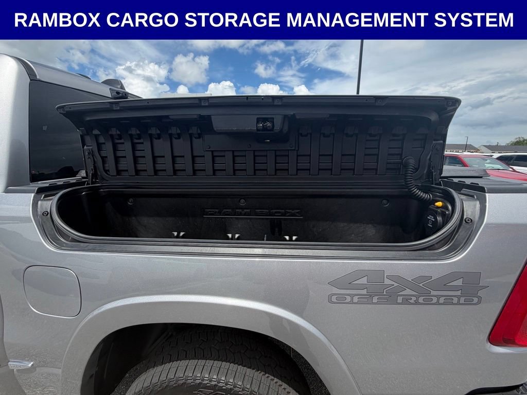 Used 2025 RAM 1500 Tungsten w/ Off Road Group AWD/4WD image 15