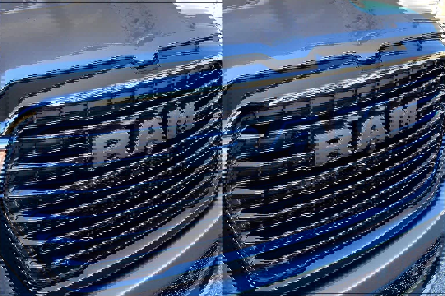 Used 2025 RAM 1500 Laramie w/ Night Edition image 29