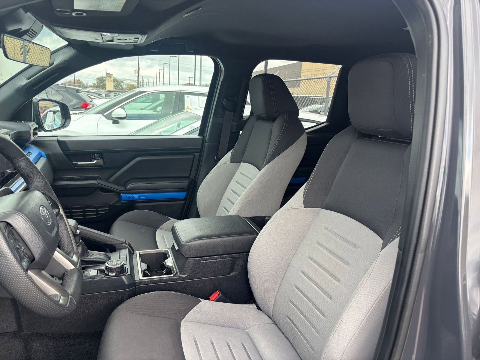 Used 2025 Toyota Tacoma TRD Off-Road image 34